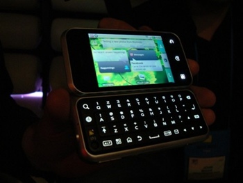 Motorola lança smartphone desmontável